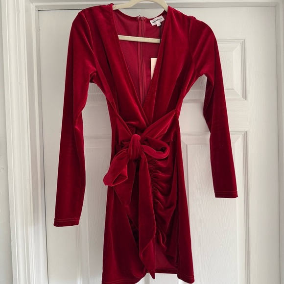 NWT SUPERDOWN Jaylin Red Velvet Ruched Mini Dress S - Picture 6 of 10